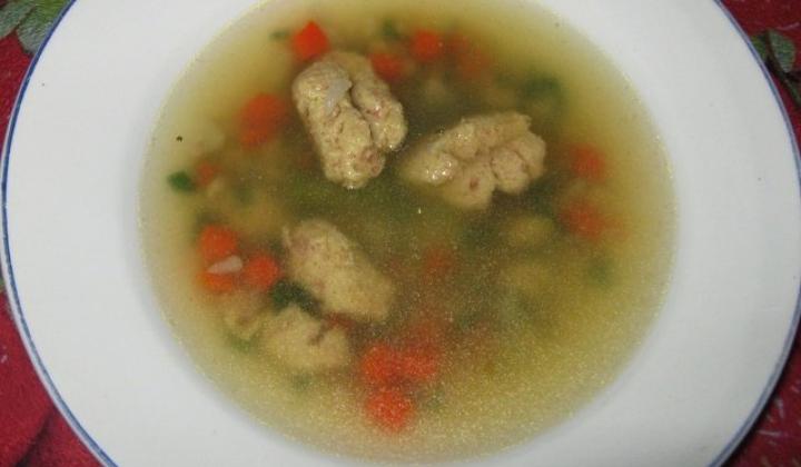 Knedlíčková polévka | recept na knedlíčky z Májky