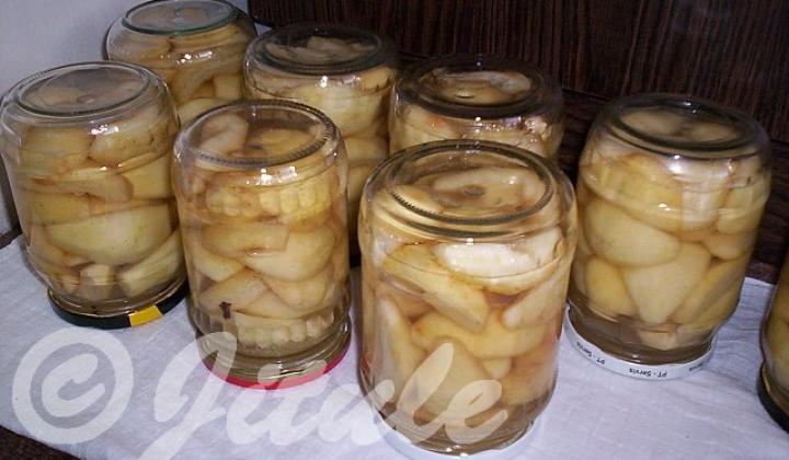 Hruškový kompot | recept na domácí kompot