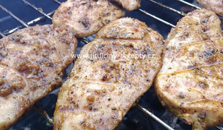 Kuřecí steaky | můj recept na výborné steaky na grilu 