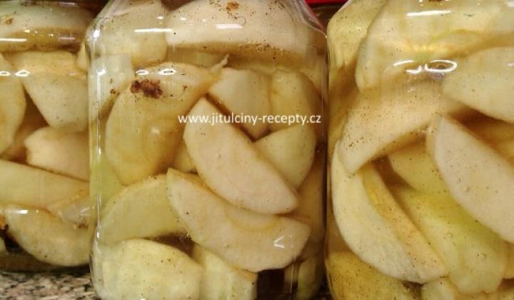 Jablečný kompot na zimu | recept 