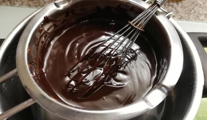 Čokoládová poleva, která se neláme | recept
