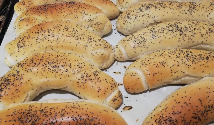 Domácí rohlíky | recept na domácí pečivo Domácí rohlíky | recept na domácí pečivo