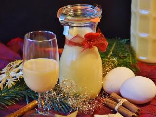 Jak vyrobit medový vaječný likér | recept na domácí likér Jak vyrobit medový vaječný likér | recept na domácí likér