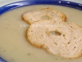 Polévka z patizonu | recept na zeleninovou polévku