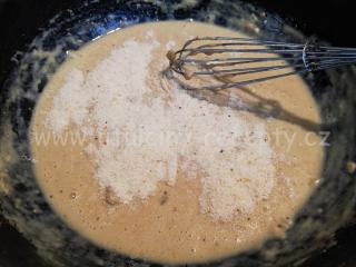 Kvasnicové knedlíčky do polévky | směs droždí a přidání strouhanky